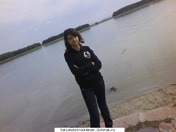 eo...cn altcineva=)) - ce moaka am in cea de mai sus eo shi ciorile - *..::Me, myself & I::..*