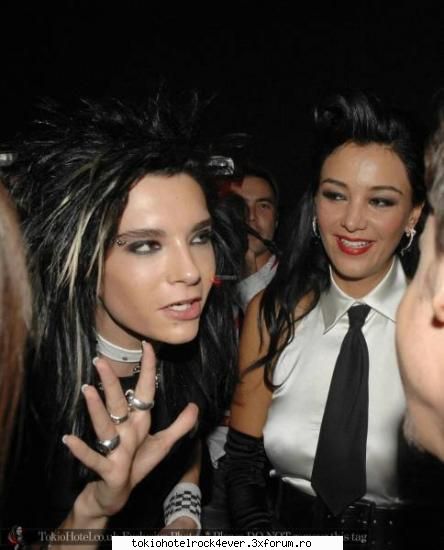 feteleeeee!?! - deci asa am ramas knd am vazut pozele - *..::Bill Kaulitz::..*