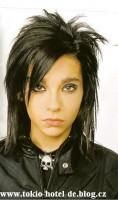 fyfy:D(kiss)ji io noua paci:D - ce faceti eu sunt noua simi place forumul asta e - *..::Me, myself & I::..*