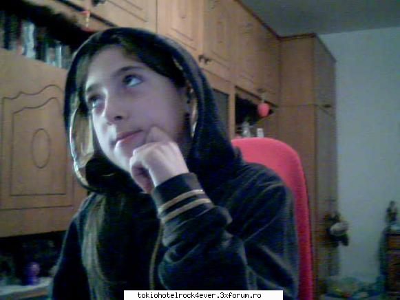fyfy:D(kiss)ji io noua paci:D - poy ce sa va zic despre mn...... ma cheama fyfy - *..::Me, myself & I::..*