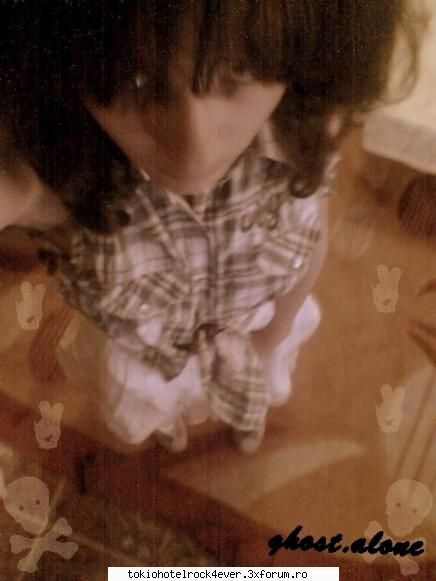 ghost.alone[ana-maria] - una din pozele mele pref..cu me..:D..aici imi - *..::Me, myself & I::..*