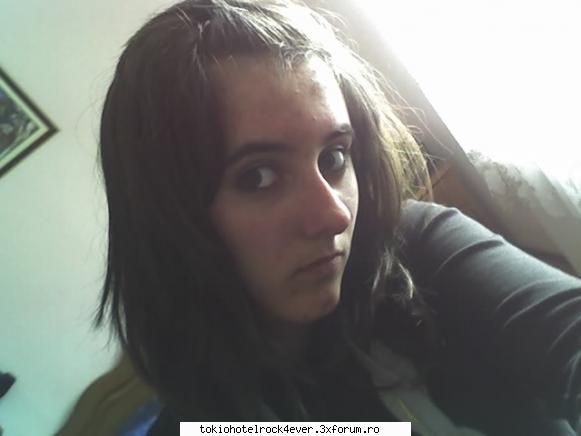 unii profesori imi sp k st cea mai ciudata fata din sc dar nush st facute inainte sa merg la sc mai