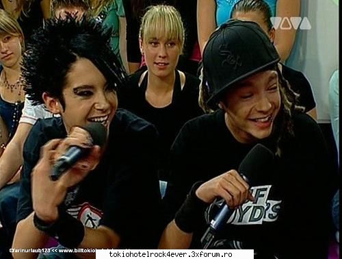 lagatura speciala dintre cei doi gemeni :D - ~~sw33t girl~~beste billu - *..::Bill & Tom Kaulitz::..*