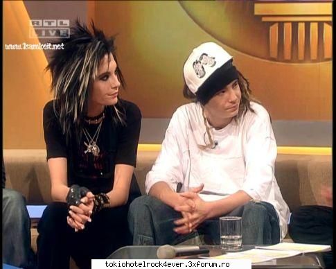 lagatura speciala dintre cei doi gemeni :D - ~~sw33t girl~~beste billu - *..::Bill & Tom Kaulitz::..*