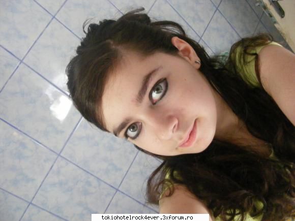 mada_love_bill4ever - hy, ma numesc mada, sunt din braila, am 12 - *..::Me, myself & I::..*