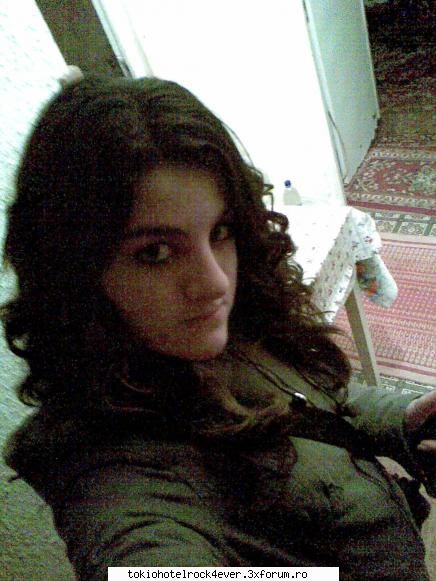 ~* madyku` *~ - cred k de poza asta s`a cam saturat lumea.. ... e - *..::Archive::..*