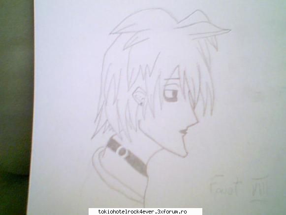 me:)....Claudia... - Faustel din profil...sa stiti ca asa de ascutita - *..::Me, myself & I::..*
