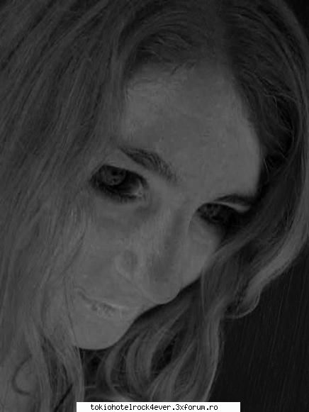 me...adik corinutza :) - mama se sperie de asta - *..::Me, myself & I::..*