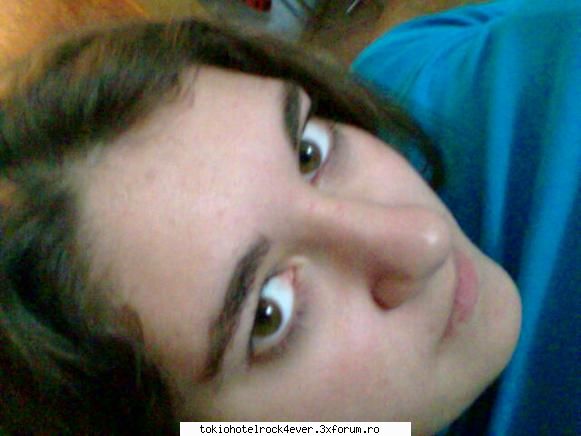 me...adik corinutza :) - mc:*:* ^ || incrcam si yo sa urc intr-un copac - *..::Me, myself & I::..*