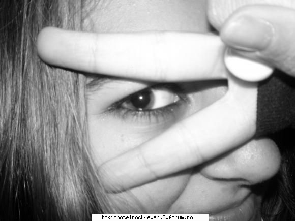 me...adik corinutza :) - mysterious_black_kitty - *..::Me, myself & I::..*