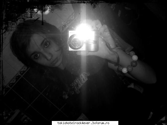 ....misfit...o_O.. - wow ce bine ma simt printre voi...... api mai pun - *..::Me, myself & I::..*