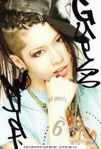 miyavi - Acum, daca nuh ma insel, are paru` lung. Adik - *..::Other Bands::..*