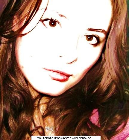 narcissa - cand omu n-are ce face....prelucreaza poze - *..::Me, myself & I::..*
