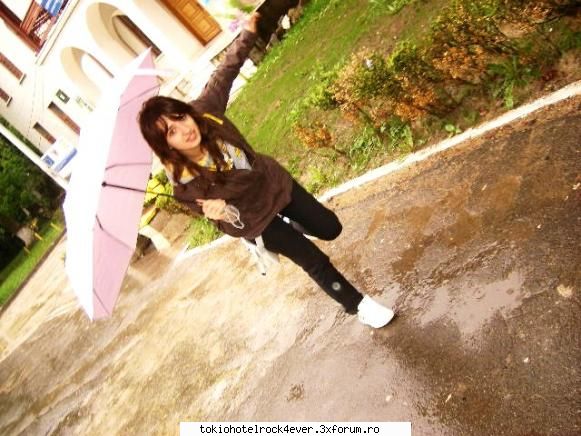 narcissa - oana care topaia ca un iepuras .....si erau niste - *..::Me, myself & I::..*