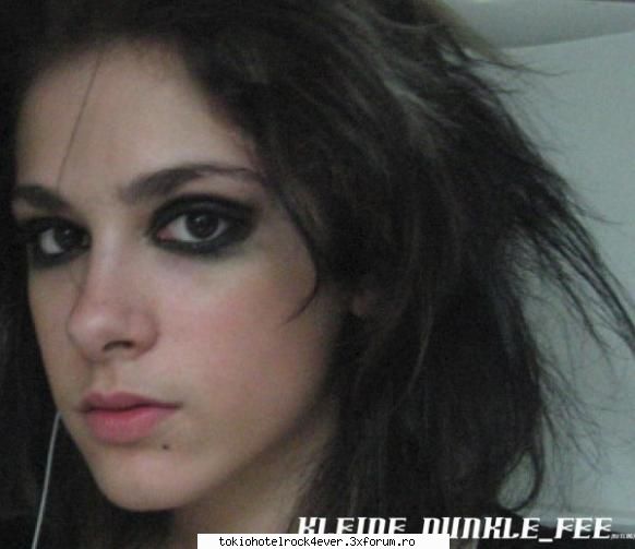 no sa va vina sa credeti.... - asta nici macar nu seamana...adik decat un - *..::Bill Kaulitz::..*