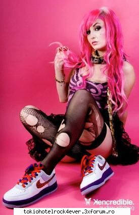 o nowa povestioara - �●๋�♫~I see bubbles~♫�● - *..::FanFiction Archive::..*