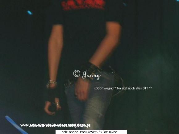 oh lala:o:o - Bill: ma manancaaaaaa!!!! aaaah! cre` k a intrat - *..::Bill Kaulitz::..*