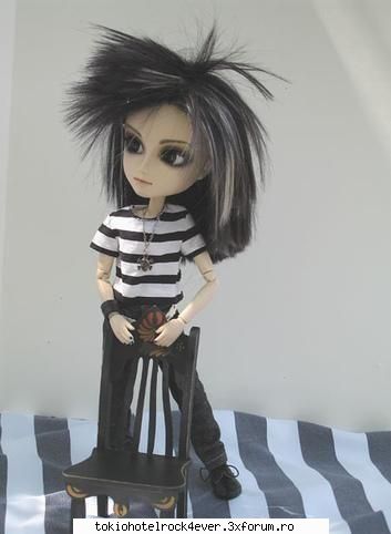papusik...Billu!!!! :X:X:X - dak mai e topicu` asta sa-mi zicetzi...da` yo nu - *..::Bill Kaulitz::..*