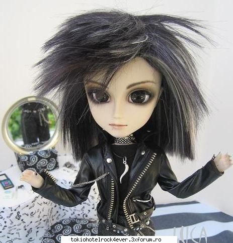papusik...Billu!!!! :X:X:X - m-as juk toata ziua cu papusile astea! - *..::Bill Kaulitz::..*
