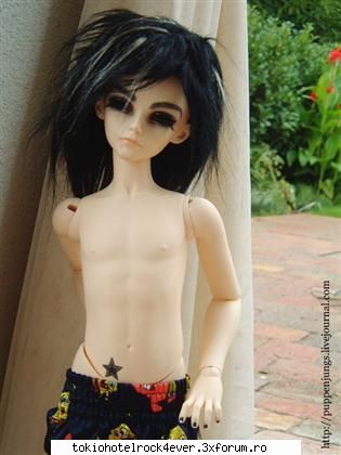 papusik...Billu!!!! :X:X:X - si una la bustu` gol! - *..::Bill Kaulitz::..*