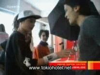 ~~poze haioase cu TH~~ - I love you tom :* - *..::Bill & Tom Kaulitz::..*