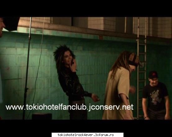 ~~poze haioase cu TH~~ - nea...nici o sansa sasi mai ia cureausa - *..::Bill & Tom Kaulitz::..*