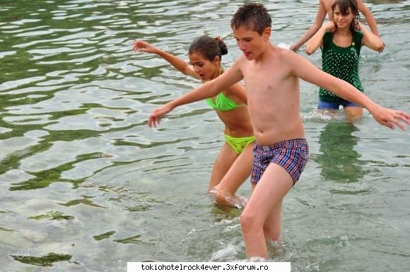 poze trasnite si haioase!! - ana_th2002 - *..::All about us::..*