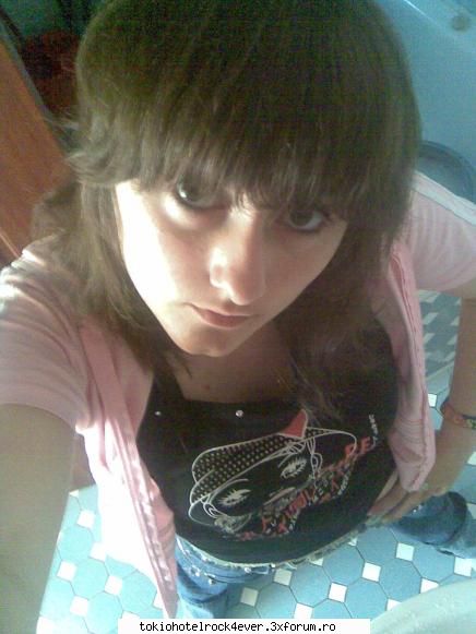 rocker girl - Pikachu - *..::Me, myself & I::..*