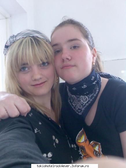 sa ne imprietenim - mz ! si o sa ramn promit! pfff alte poze k - *..::Me, myself & I::..*