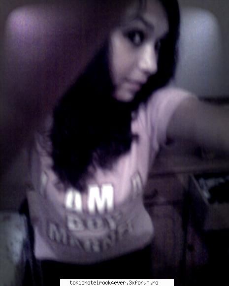 sa ne imprietenim - ^ti`am dat add;) hallo! sunt rux ...am 14 ani - *..::Me, myself & I::..*