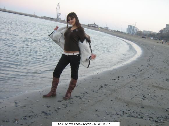 salut!! - bretonela_luv tom - *..::Me, myself & I::..*