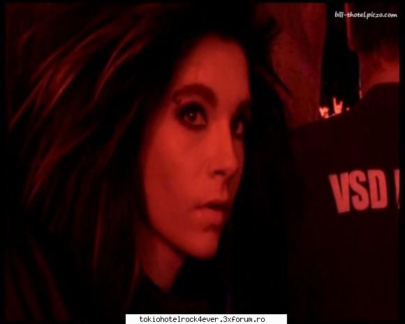 scrisoatrea trimisa de bill pt o fosta prietena - eu nu pot pun sentimentele pe - *..::Bill Kaulitz::..*