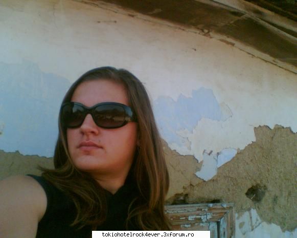 skared..189,me and je face to face - asta o facusem cu un prieten de al meu adica - *..::Me, myself & I::..*