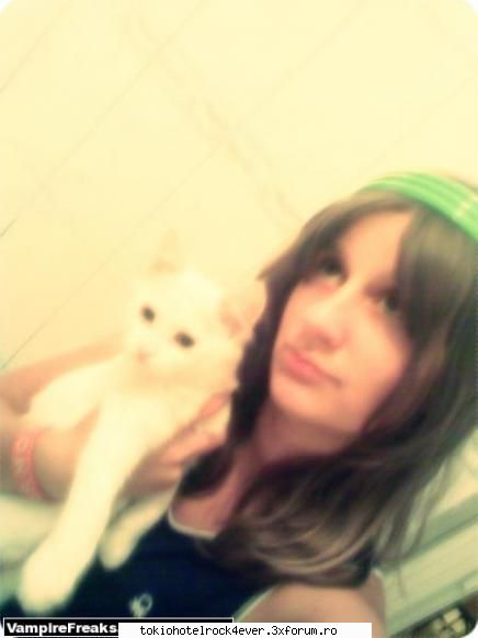bine fa :x  
da daca numi dia bani te ia dracu :x 
 :rotfl:  :rotfl:  :rotfl:  :rotfl: ;):p