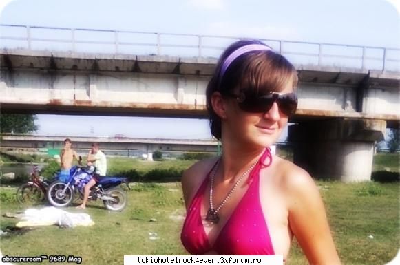 wtf???...click ;):P - hai ca tie iti pun pe gratis - *..::Me, myself & I::..*