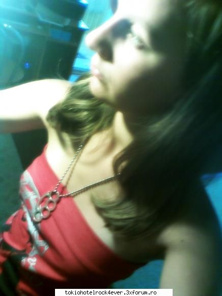 wtf???...click ;):P - obscureroom� 9689 мдg - *..::Me, myself & I::..*