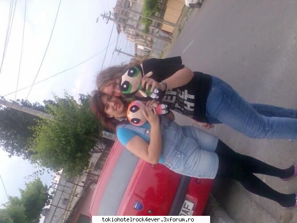 yana - tot eu si sormea mama ce facute suntem - *..::Me, myself & I::..*