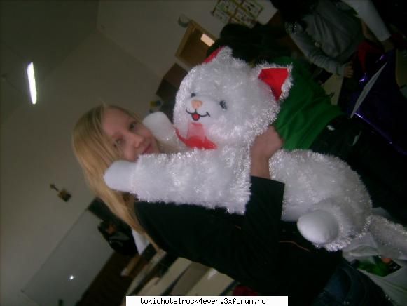 yo shi nimeni alta... - nuh mai mere hi5 =( :( :( =((((( da am new pics - *..::Me, myself & I::..*