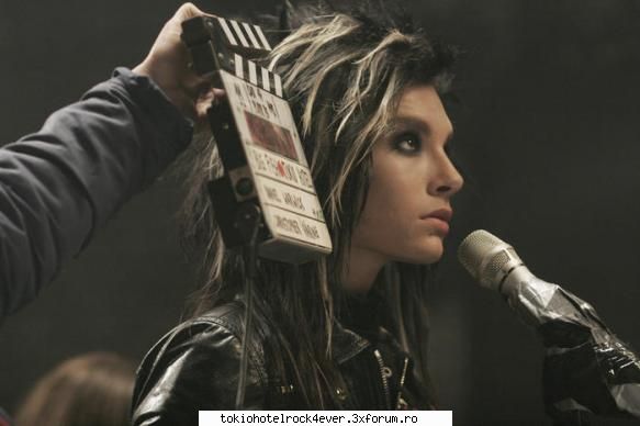 ziceti....voi nu e dragutz??? - lindsay - *..::Archive::..*